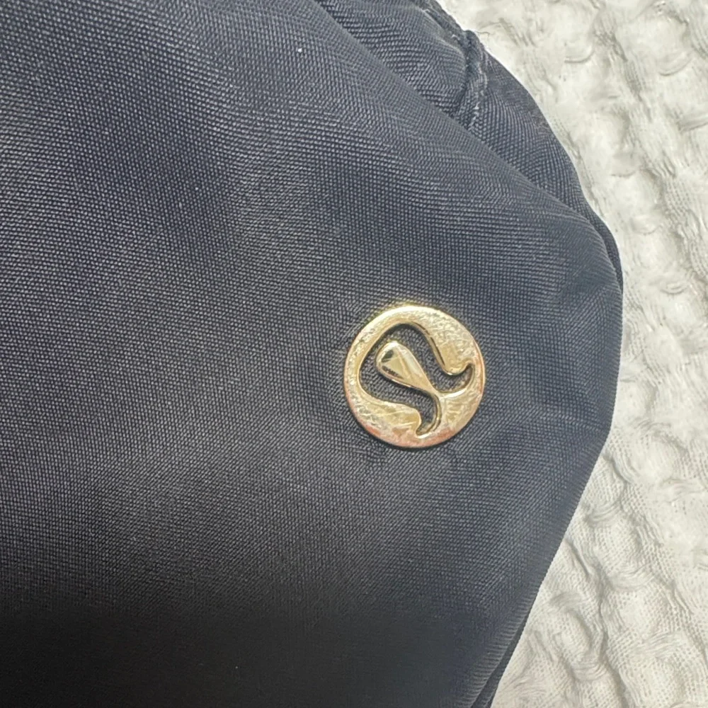 lululemon athletica Black Belt Bag - Picture 2 of 5